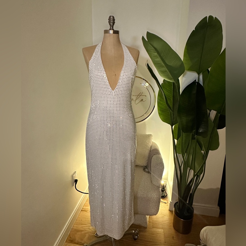 Elegant White Halter Dress